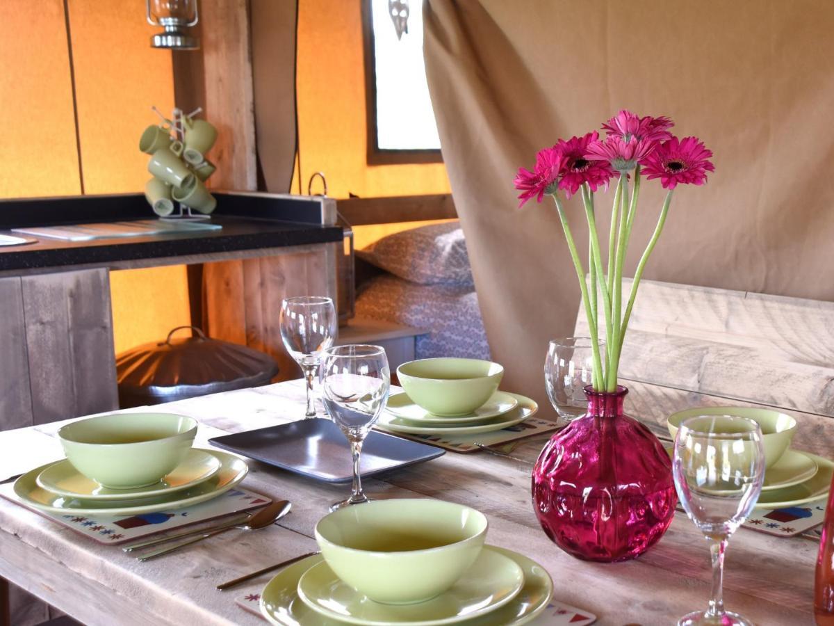 Carr'S Hill Luxury Safari Tents Denny Buitenkant foto